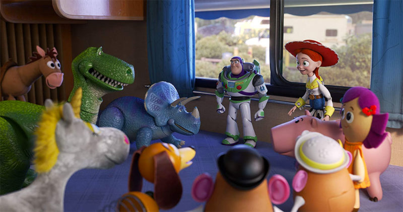 toy story 4 stuffed animals trailer