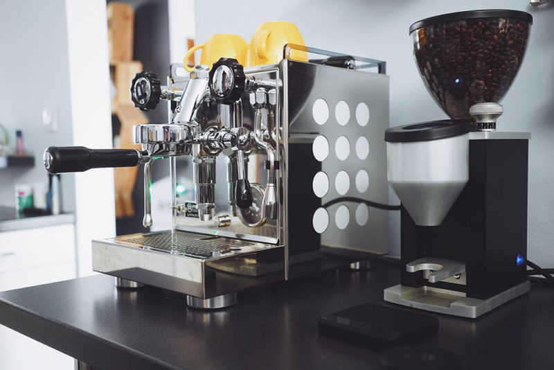 Review Rocket Appartamento Espresso Machine and Rocket Faustino